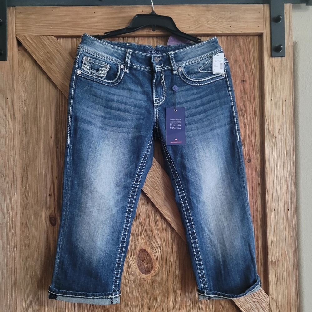 Vigoss jeans. Capri. NWT.  Size 9